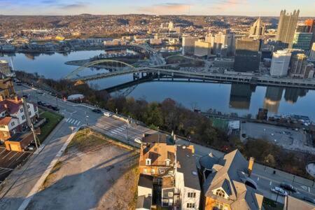 Charming Studio-Panoramic View-Your Pittsburgh Sanctuary公寓 外观 照片