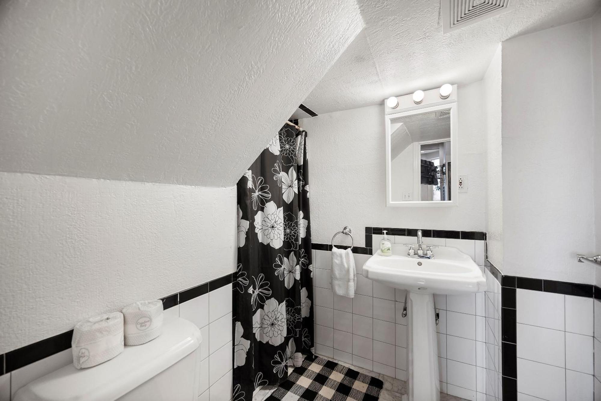 Charming Studio-Panoramic View-Your Pittsburgh Sanctuary公寓 外观 照片